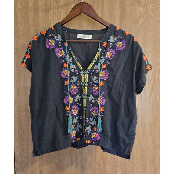 Natural Life Bohemian Floral Embroidered Top - Picture 1 of 7